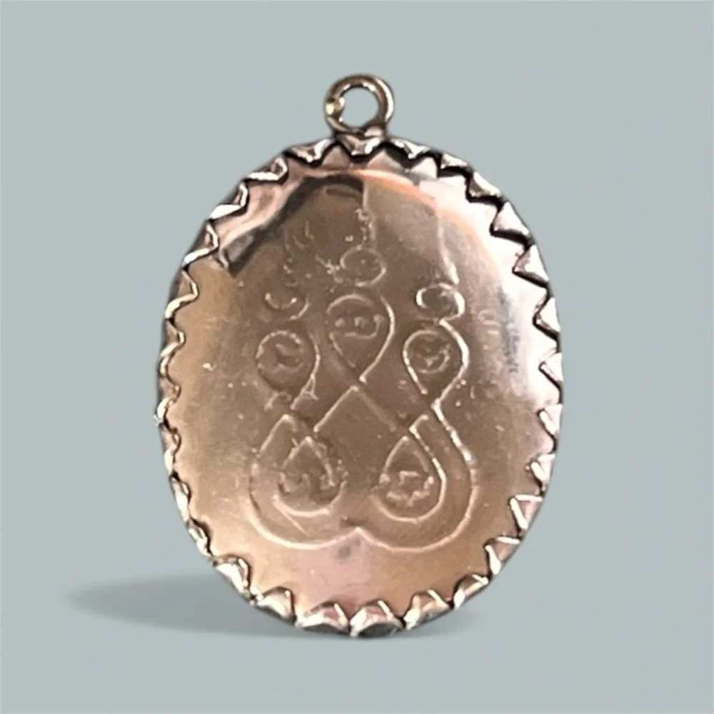 Vintage Buddha Lotus Pendant Silver Tone Medallion Spiritual Charm - Picture 2 of 2